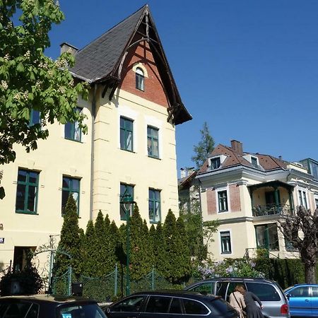 Katharinas Apartment Modling Exteriör bild
