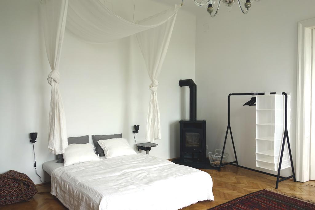Katharinas Apartment Modling Exteriör bild