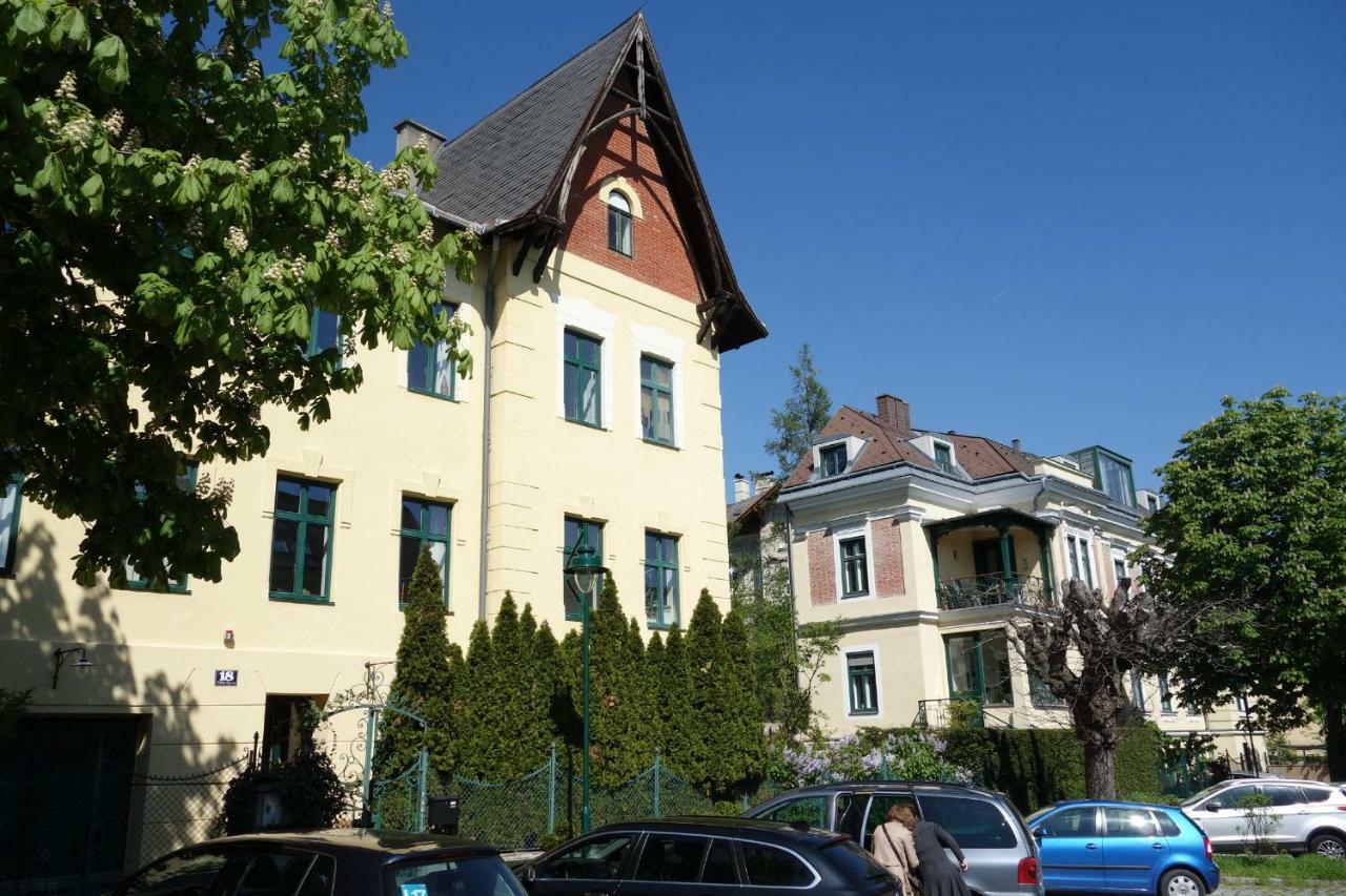 Katharinas Apartment Modling Exteriör bild